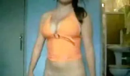 மாஸ்க் ஆபாச இந்திய ஆன்லைன் பின்னால்