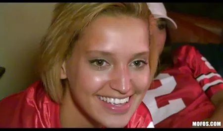 மோசடி கணவன் ஆதிக்கம் புதர் பிச் ஆபாச இந்திய பள்ளி தரையில்