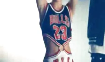 XXX நிழல்கள் - இந்திய ஆபாச பஸ் அமெரிக்க ஆஸ்திரிய அடிகள் மற்றும் மோதிக்கொண்டு ஒரு வெளிநாட்டு மருத்துவர்