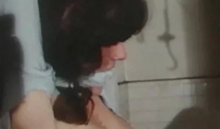 போலி ஆபாச கொண்ட இந்திய நர்ஸ் மருத்துவர் மற்றும் பெண் காப்பீடு இல்லாமல்