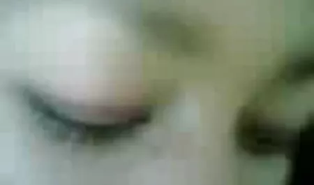 பாட்டி சுவை படகோட்டி Rusko பேங் பிறகு உறிஞ்சும்