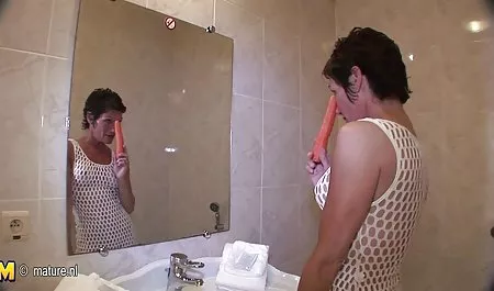 இரட்டையர்கள் நீங்கள் செய்யும் படகோட்டி வேகமாக parnuha இந்திய