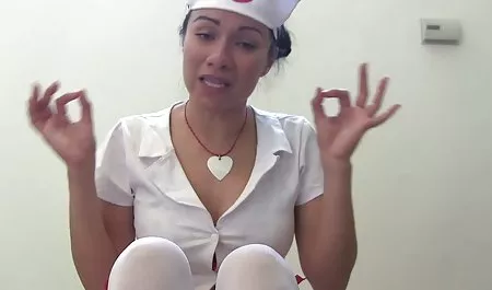 அடிமை பயிற்சி கொண்டனர். செக்ஸ், இந்திய உரையாடல்