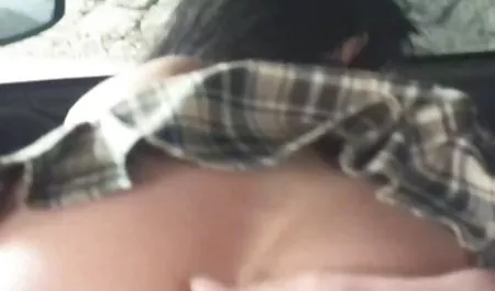 தேதி ஆன்லைன்-வெற்றி - செக்ஸ் கொண்ட இந்திய பெண் அவளது அடைத்த