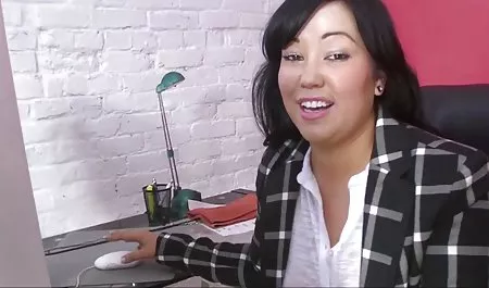 போது பெண்கள் ஆபாச இளம் இந்திய விளையாட - பிரட் ரோசி எமிலி அடிசன் ஒரு கால் கேர்ள்