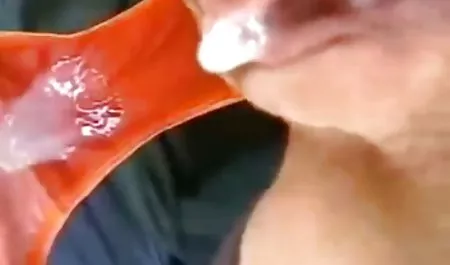 சாரா நமக்கு காட்டுகிறது, அவரது ஆபாச இந்திய ரியல் சேவல் உறிஞ்சுவது திறன்கள் நடவடிக்கை