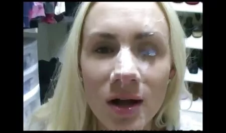 அவள் இந்திய ஆபாச 40 பைத்தியம் என்று அவர் சக் அவரது பெரிய கருப்பு டிக்