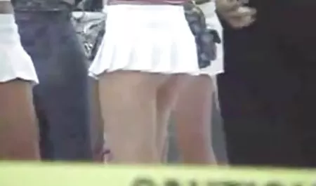 நான் போகிறேன் கிக் உங்கள் ஆபாச இந்திய தெருவில் பந்துகளில்