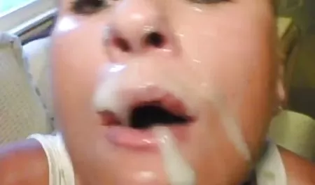 பெண் அவரை wanks ஆபாச கடின இந்திய