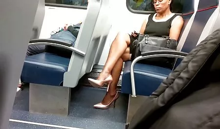 தனியா மனைவி கால்கலில் இருந்து ஸெக்ஸ் இந்திய வீட்டில் ஆபாச இலவச தூண்டுதல்